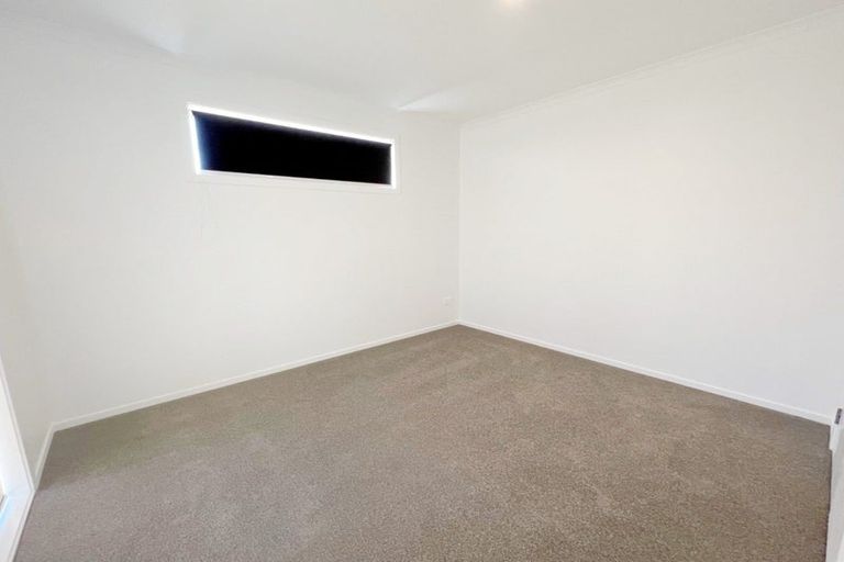 Photo of property in 2/4 Searancke Place, Fairfield, Hamilton, 3214