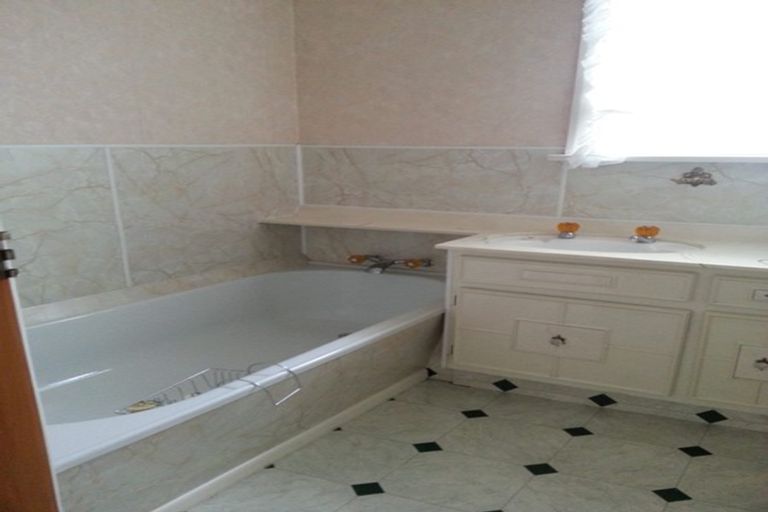 Photo of property in 225 Pine Hill Road, Dalmore, Dunedin, 9010