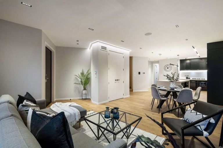 Photo of property in 3 Picnic Point Road, Hobsonville, Auckland, 0616