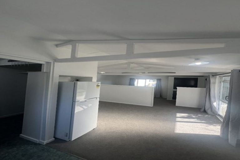 Photo of property in 2 Tasman Street, Havelock North, 4130