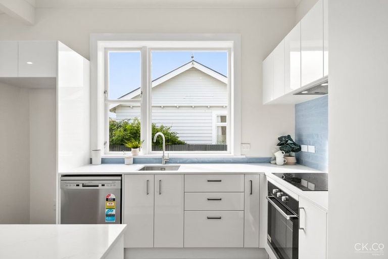 Photo of property in 61 William Street, Petone, Lower Hutt, 5012