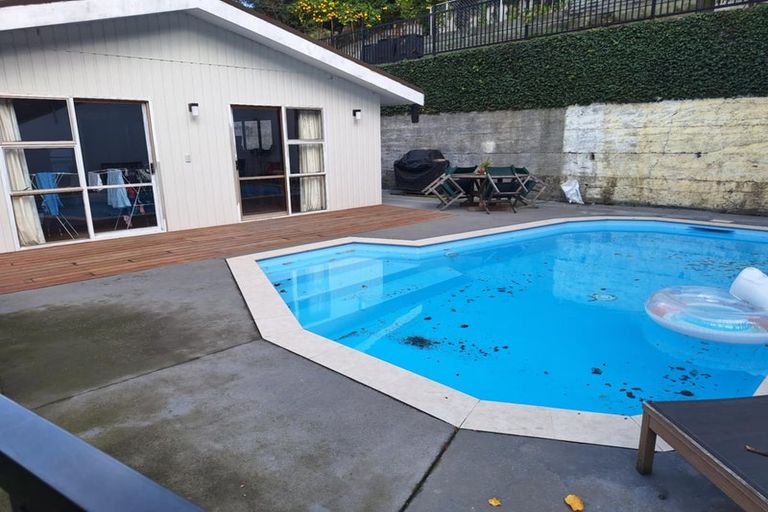 Photo of property in 12 Priestley Road, Bluff Hill, Napier, 4110