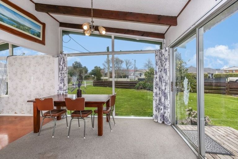 Photo of property in 30 Domain Street, Waiuku, 2123