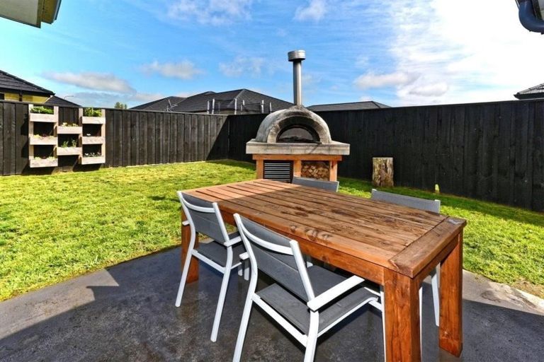 Photo of property in 10 Charlbury Drive, Rolleston, 7615