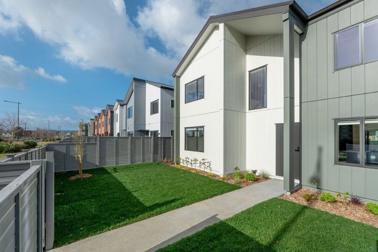 Photo of property in 178 Park Estate Road, Rosehill, Papakura, 2113