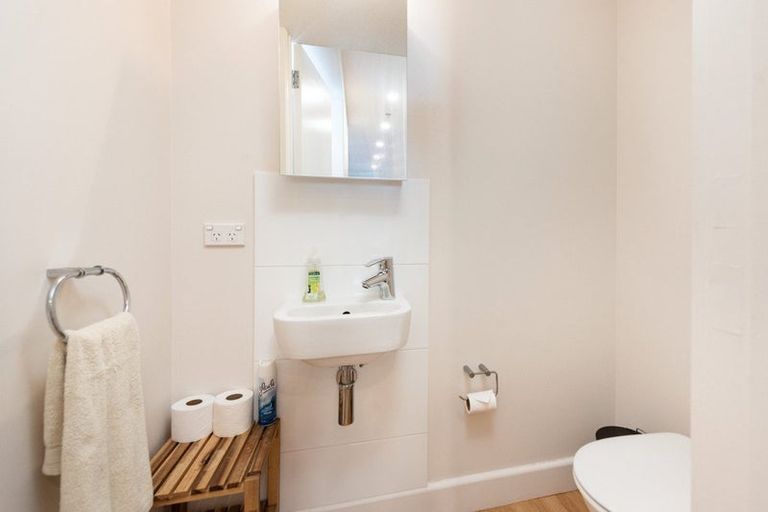 Photo of property in 1/11p Maunganui Road, Mount Maunganui, 3116