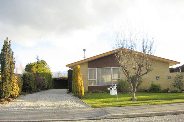 Photo of property in 16 Arnott Street, Alexandra, 9320