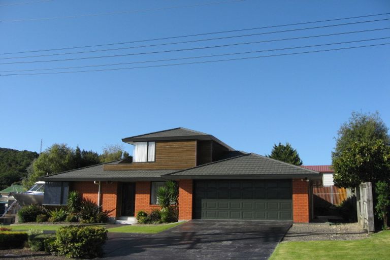 Photo of property in 4b Surrey Street, Picton, 7220