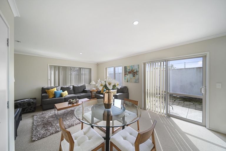 Photo of property in 26 Reding Street, Takanini, 2112