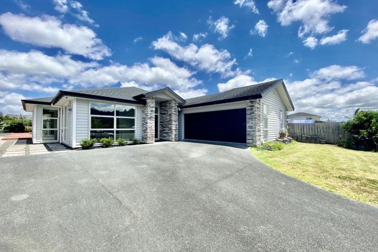Photo of property in 21 Parlane Drive, Huapai, Kumeu, 0810