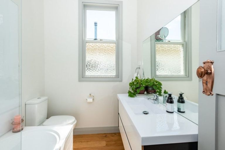 Photo of property in 383 Clifford Street, Mangapapa, Gisborne, 4010