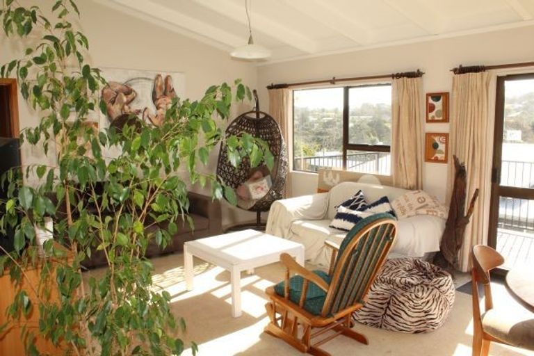 Photo of property in 35 Gledstane Road, Stanmore Bay, Whangaparaoa, 0932