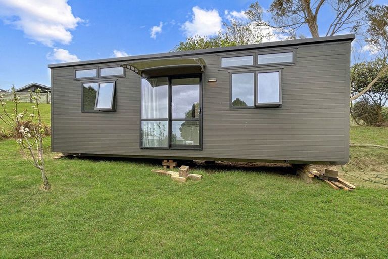 Photo of property in 11a Maury Place, Foxton, 4814