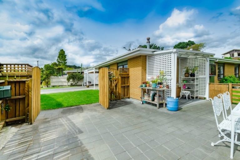 Photo of property in 8a Makora Road, Otaihanga, Paraparaumu, 5036