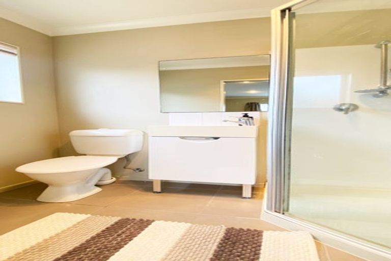 Photo of property in 11 Manning Rise, Flat Bush, Auckland, 2019