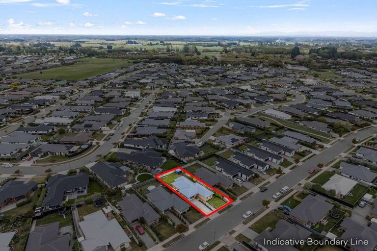 Photo of property in 37 Sutherland Drive, Kaiapoi, 7630