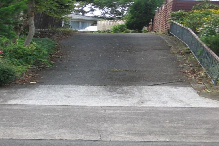Photo of property in 8 Miramar Place, Pakuranga, Auckland, 2010