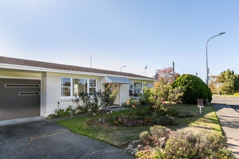 Photo of property in 1b Avon Terrace, Taradale, Napier, 4112