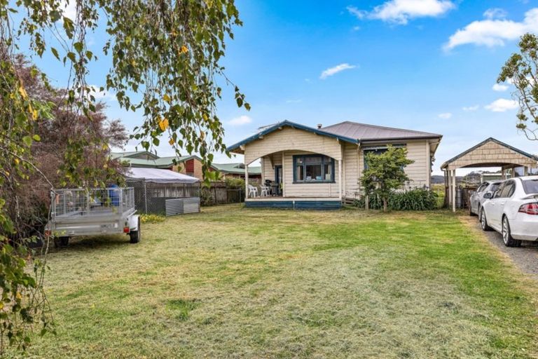Photo of property in 212 Parkhurst Road, Parakai, 0830