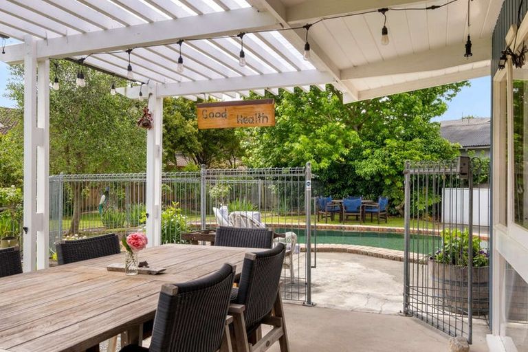 Photo of property in 111 Iranui Road, Inner Kaiti, Gisborne, 4010