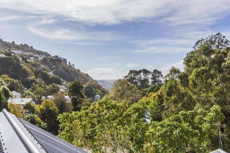 Photo of property in 27 Boundary Road, Kelburn, Wellington, 6012