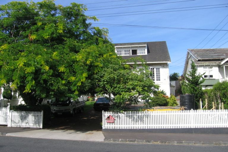 Photo of property in 42 Lawrence Street, Herne Bay, Auckland, 1011