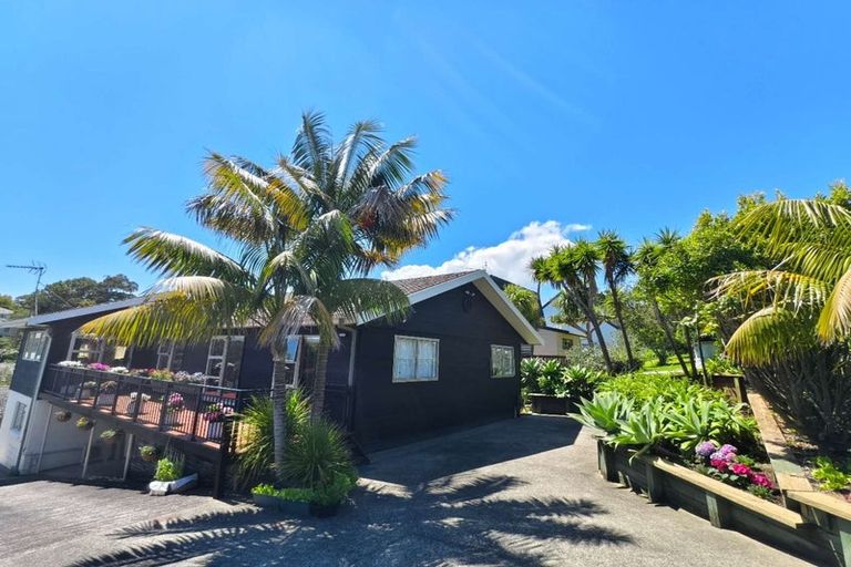 Photo of property in 4 Lynngate Place, Hillcrest, Auckland, 0627