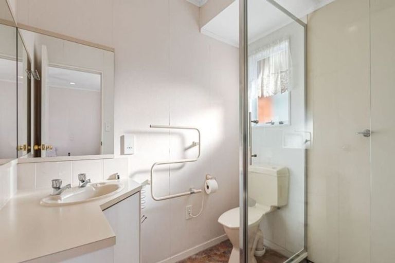 Photo of property in 5 Bayfair Drive, Mount Maunganui, 3116