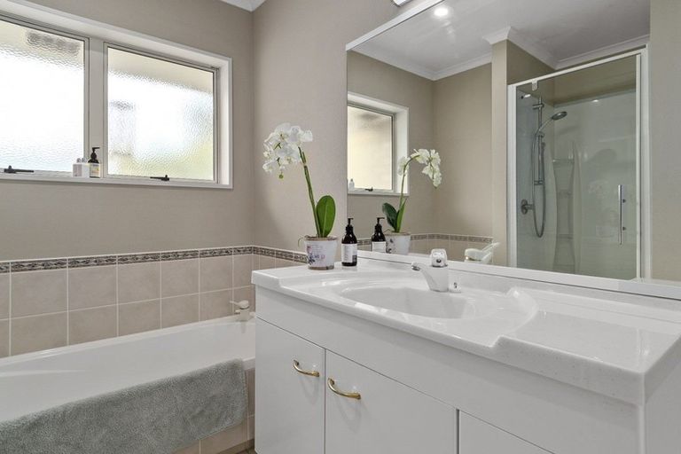 Photo of property in 5 Donnington Place, Bethlehem, Tauranga, 3110