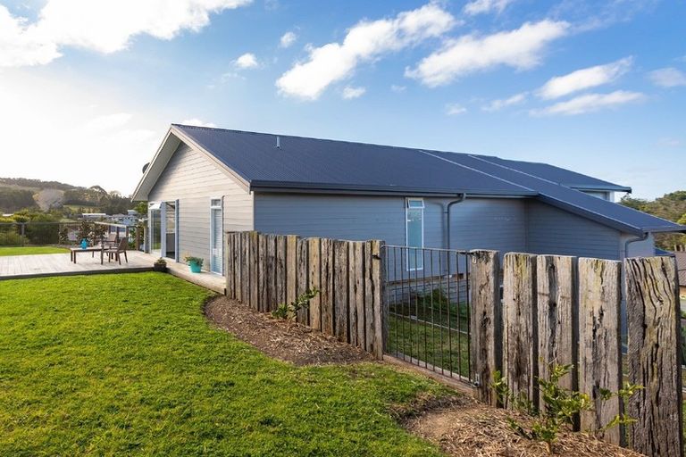 Photo of property in 2 Manuka Close, Mangawhai, 0505