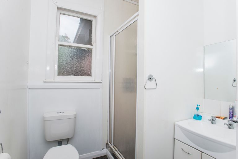 Photo of property in 42 Parau Street, Kaiti, Gisborne, 4010