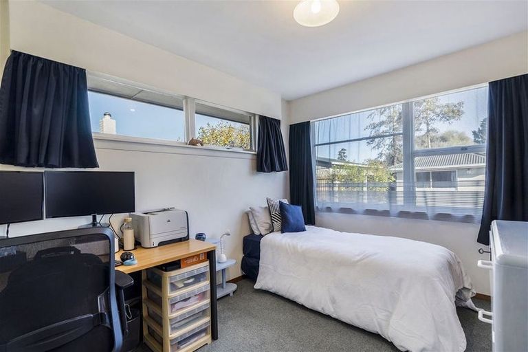 Photo of property in 69 Cotswold Avenue, Bishopdale, Christchurch, 8053