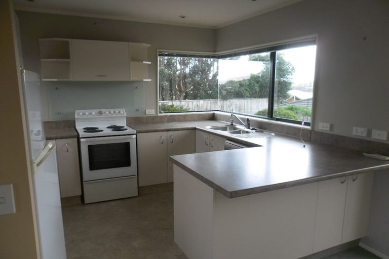 Photo of property in 143 Realm Drive, Paraparaumu, 5032