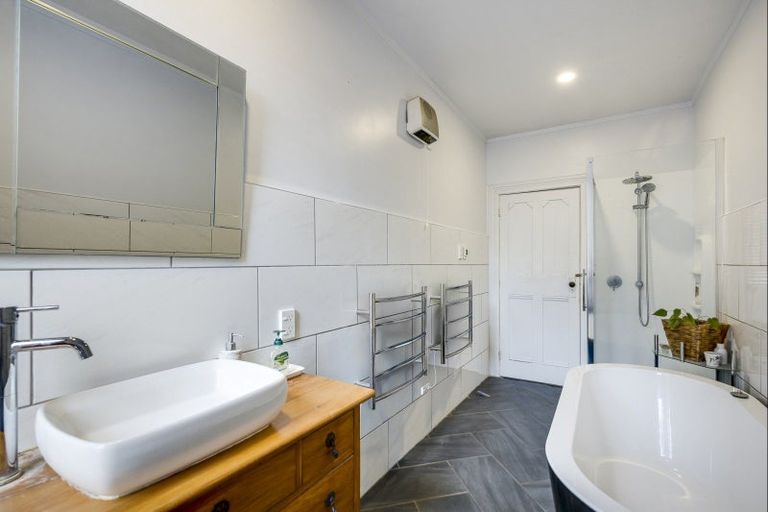 Photo of property in 506 Market Street South, Hastings, 4122