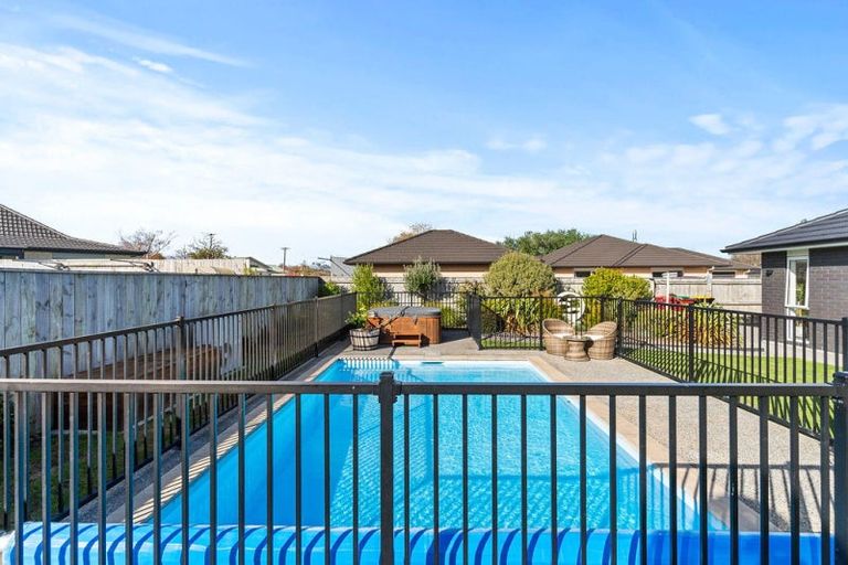 Photo of property in 4 Fantail Avenue, Carterton, 5713