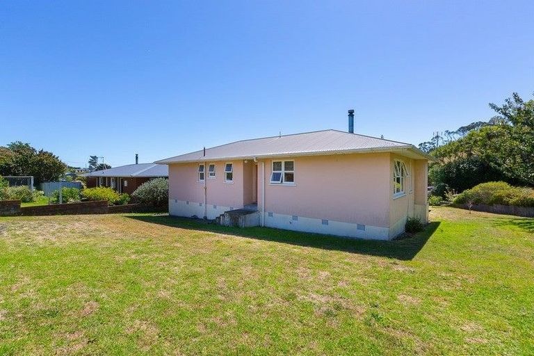 Photo of property in 87d Pioneer Road, Moturoa, New Plymouth, 4310