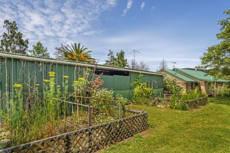 Photo of property in 29 Taurau Valley Road, Manutuke, 4072
