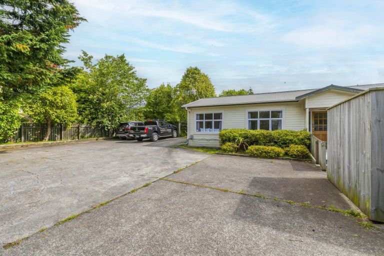 Photo of property in 84 Amohia Street, Paraparaumu, 5032