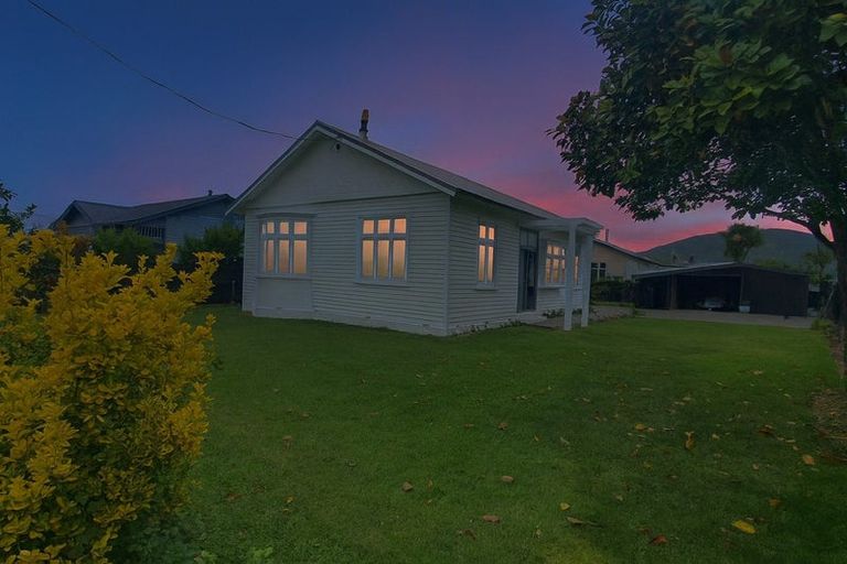 Photo of property in 19 Opie Street, Waimate, 7924