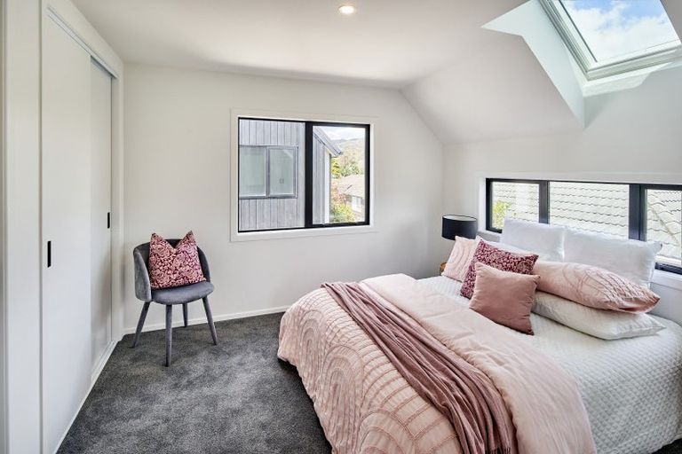 Photo of property in 2/892 High Street, Avalon, Lower Hutt, 5011