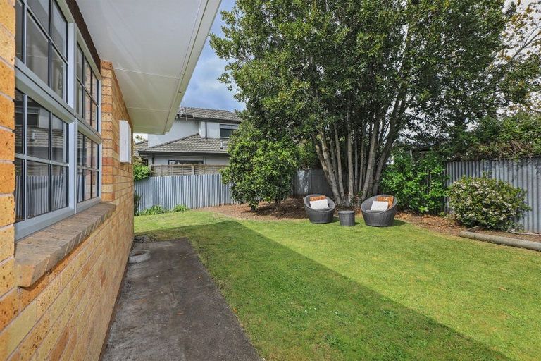 Photo of property in 154/3 Te Mata Road, Havelock North, 4130