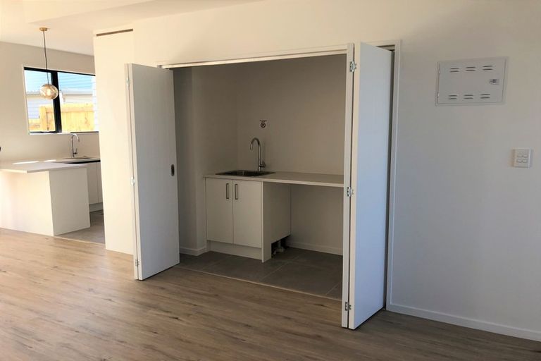 Photo of property in 162 Squadron Drive, Hobsonville, Auckland, 0616