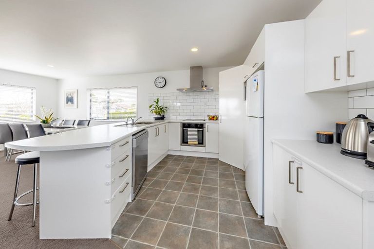 Photo of property in 61c Puriri Road, Pukekohe, 2120