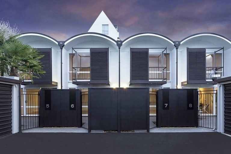 Photo of property in 7/18 Salisbury Street, Christchurch Central, Christchurch, 8013