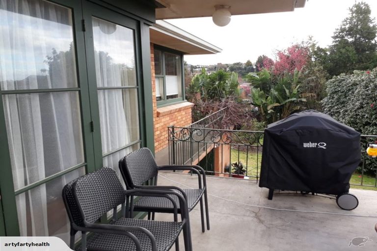 Photo of property in 18 Bristol Avenue, Brookfield, Tauranga, 3110