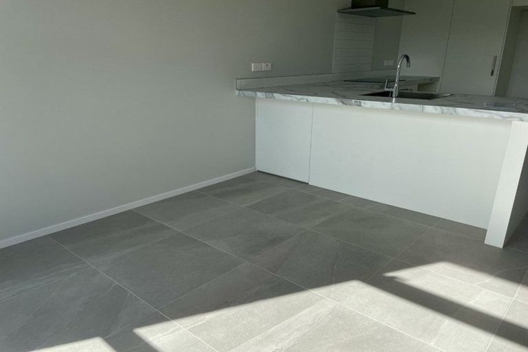 Photo of property in 49 O'meara Street, Swanson, Auckland, 0614