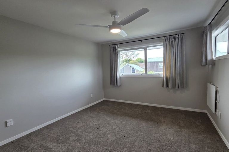 Photo of property in 2/3 Esher Place, Saint Martins, Christchurch, 8022