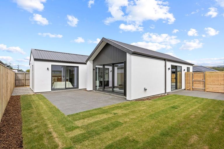 Photo of property in 10 Eccles Place, Halswell, Christchurch, 8025