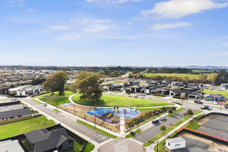 Photo of property in 10 Celeste Terrace, Peacocke, Hamilton, 3206