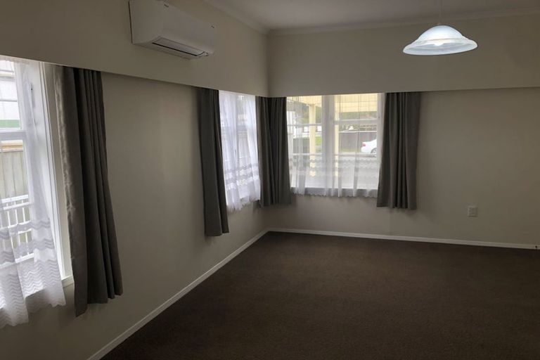 Photo of property in 4 Mudie Street, Alicetown, Lower Hutt, 5010